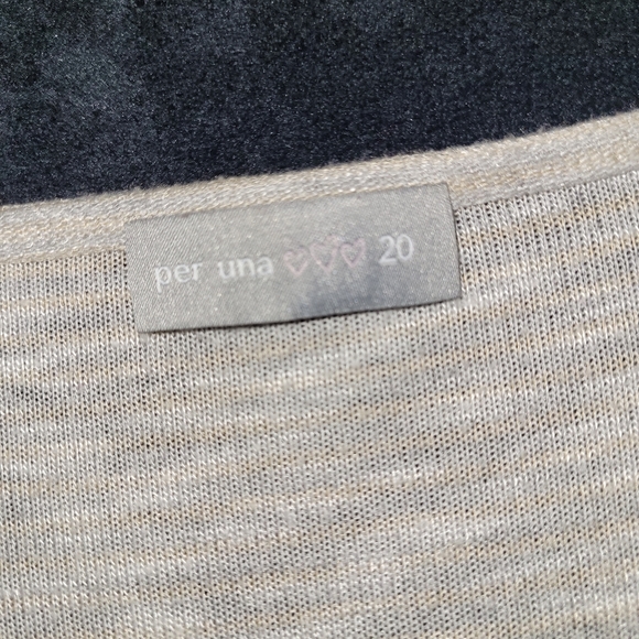 Plus Size grey cowl neck shirt size 20 - Picture 3 of 6